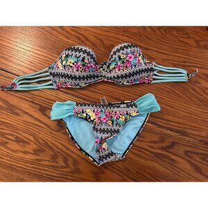 Heat Aztec Floral Print Bikini Size M/L